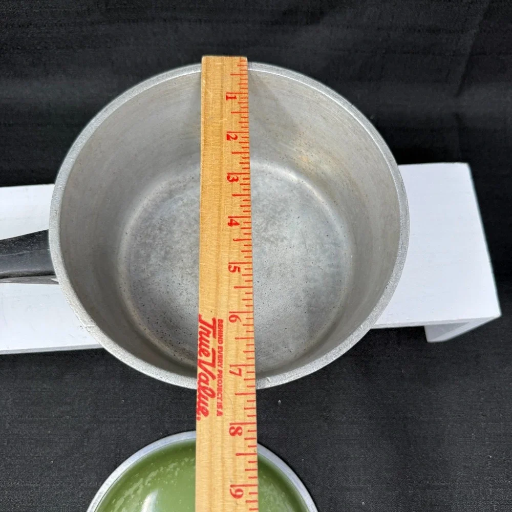 VTG 1960's CLUB Avocado Green Aluminum 3-quart Saucepan w/Lid WORN